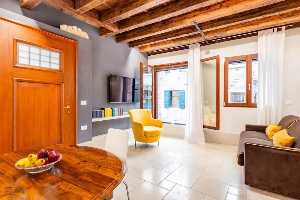 Dream\'S Door With Canal View In Venice location